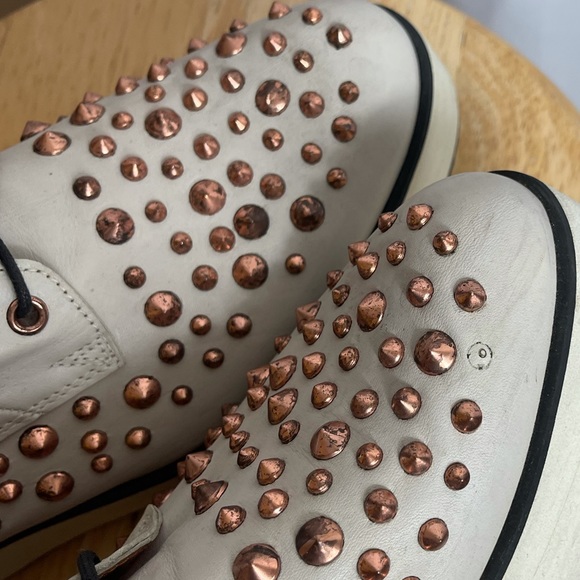 Alexander Smith Platform Bronze Studded Shoes - Picture 8 of 8